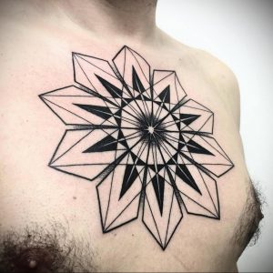 фото тату мандала на груди 04.02.2020 №088 -mandala tattoo- tattoo-photo.ru