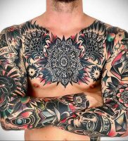 фото тату мандала на груди 04.02.2020 №100 -mandala tattoo- tattoo-photo.ru