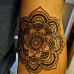 фото тату мандала на локте 04.02.2020 №083 -mandala tattoo- tattoo-photo.ru