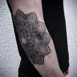 фото тату мандала на локте 04.02.2020 №135 -mandala tattoo- tattoo-photo.ru