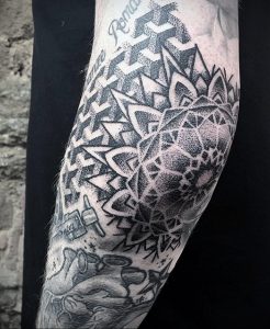 фото тату мандала на локте 04.02.2020 №137 -mandala tattoo- tattoo-photo.ru