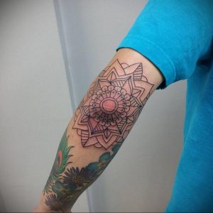 фото тату мандала на локте 04.02.2020 №142 -mandala tattoo- tattoo-photo.ru