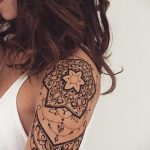 фото тату мандала на плече 04.02.2020 №027 -mandala tattoo- tattoo-photo.ru