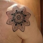 фото тату мандала на плече 04.02.2020 №044 -mandala tattoo- tattoo-photo.ru