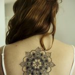 фото тату мандала на спине 04.02.2020 №055 -mandala tattoo- tattoo-photo.ru