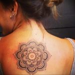 фото тату мандала на спине 04.02.2020 №061 -mandala tattoo- tattoo-photo.ru