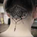 фото тату мандала на шее 04.02.2020 №013 -mandala tattoo- tattoo-photo.ru