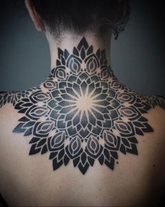 фото тату мандала на шее 04.02.2020 №020 -mandala tattoo- tattoo-photo.ru