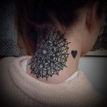 фото тату мандала на шее 04.02.2020 №041 -mandala tattoo- tattoo-photo.ru