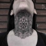 фото тату мандала на шее 04.02.2020 №049 -mandala tattoo- tattoo-photo.ru