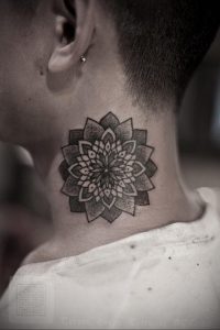 фото тату мандала на шее 04.02.2020 №070 -mandala tattoo- tattoo-photo.ru