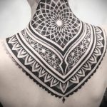 фото тату мандала на шее 04.02.2020 №072 -mandala tattoo- tattoo-photo.ru