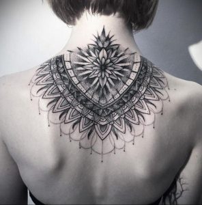 фото тату мандала на шее 04.02.2020 №075 -mandala tattoo- tattoo-photo.ru