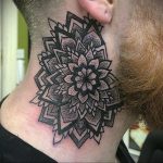 фото тату мандала на шее 04.02.2020 №081 -mandala tattoo- tattoo-photo.ru