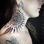 фото тату мандала на шее 04.02.2020 №100 -mandala tattoo- tattoo-photo.ru