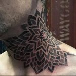 фото тату мандала на шее 04.02.2020 №102 -mandala tattoo- tattoo-photo.ru