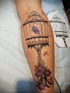 фото тату птица в клетке 02.01.2019 №009 -bird cage tattoo- tattoo-photo.ru