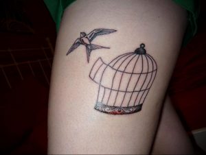 фото тату птица в клетке 02.01.2019 №027 -bird cage tattoo- tattoo-photo.ru