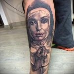 Тату Монашка в стиле хоррор 16.02.2020 №1023 -nun tattoo- tattoo-photo.ru