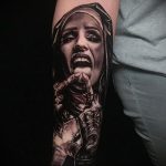 Тату Монашка в стиле хоррор 16.02.2020 №1046 -nun tattoo- tattoo-photo.ru