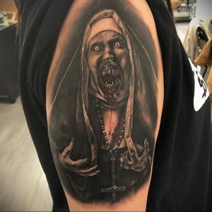 Тату Монашка в стиле хоррор 16.02.2020 №1048 -nun tattoo- tattoo-photo.ru