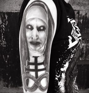 Тату Монашка в стиле хоррор 16.02.2020 №1060 -nun tattoo- tattoo-photo.ru