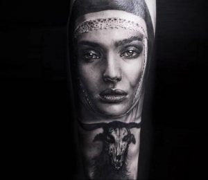 Тату Монашка в стиле хоррор 16.02.2020 №1117 -nun tattoo- tattoo-photo.ru