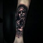 Тату Монашка на руке 16.02.2020 №1026 -nun tattoo- tattoo-photo.ru