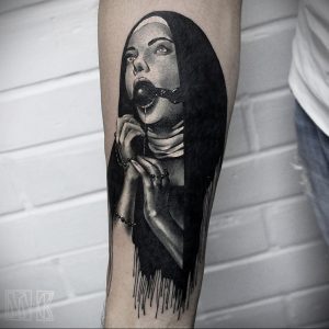 Тату Монашка пример рисунка 16.02.2020 №1028 -tattoo nun- tattoo-photo.ru