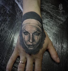 Тату Монашка пример рисунка 16.02.2020 №1047 -tattoo nun- tattoo-photo.ru