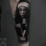 Тату Монашка пример рисунка 16.02.2020 №1081 -tattoo nun- tattoo-photo.ru