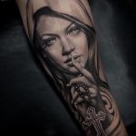 Тату Монашка с крестом 16.02.2020 №1001 -tattoo nun with a cross- tattoo-photo.ru