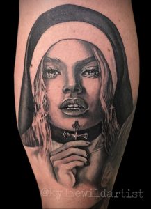 Тату Монашка с крестом 16.02.2020 №1004 -tattoo nun with a cross- tattoo-photo.ru