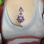 Фото знак анархии тату 24.03.2020 №036 -tattoo anarchy- tattoo-photo.ru