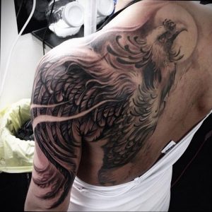 Фото татуировки на лопатке 09.03.2020 №008 -tattoo on the shoulder- tattoo-photo.ru