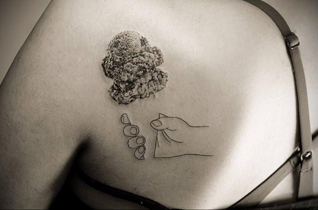 Фото тату на левой лопатке 09.03.2020 №018 -tattoo on the shoulder- tattoo-photo.ru