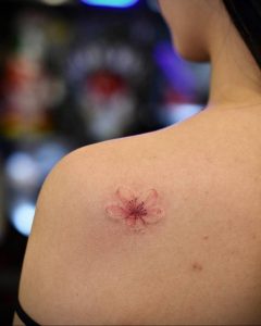 Фото тату на левой лопатке 09.03.2020 №019 -tattoo on the shoulder- tattoo-photo.ru