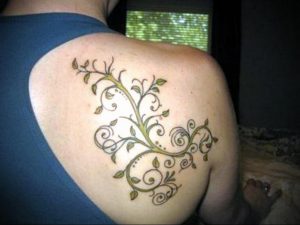 Фото тату на правой лопатке 09.03.2020 №042 -tattoo on the shoulder- tattoo-photo.ru