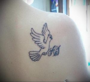 Фото тату на правой лопатке 09.03.2020 №046 -tattoo on the shoulder- tattoo-photo.ru