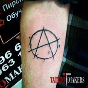 Фото знак анархии тату 24.03.2020 №003 -tattoo anarchy- tattoo-photo.ru