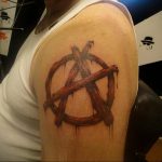 Фото знак анархии тату 24.03.2020 №046 -tattoo anarchy- tattoo-photo.ru