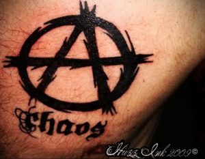 Фото тату анархия на груди 24.03.2020 №005 -tattoo anarchy- tattoo-photo.ru