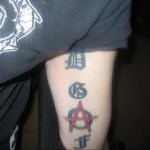 Фото тату анархия на руке 24.03.2020 №006 -tattoo anarchy- tatufoto.com