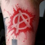 Фото тату анархия на руке 24.03.2020 №012 -tattoo anarchy- tatufoto.com