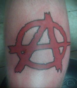 Фото тату анархия на руке 24.03.2020 №021 -tattoo anarchy- tatufoto.com
