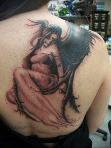 Фото тату ангел на лопатке 09.03.2020 №004 -tattoo on the shoulder- tattoo-photo.ru