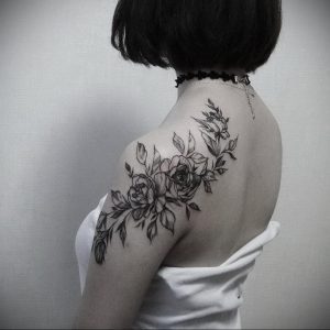 Фото тату на левой лопатке 09.03.2020 №050 -tattoo on the shoulder- tattoo-photo.ru