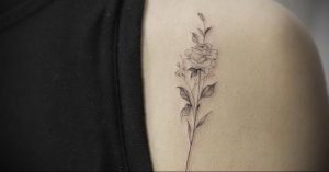 Фото тату на правой лопатке 09.03.2020 №038 -tattoo on the shoulder- tattoo-photo.ru