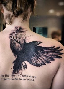 Фото тату с птицей на лопатке 09.03.2020 №022 -tattoo on the shoulder- tattoo-photo.ru