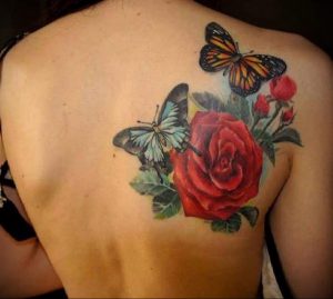 Фото тату с цветами на лопатке 09.03.2020 №009 -tattoo on the shoulder- tattoo-photo.ru